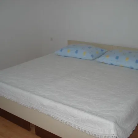 In Privlaka Mit Garten بريفلاكا